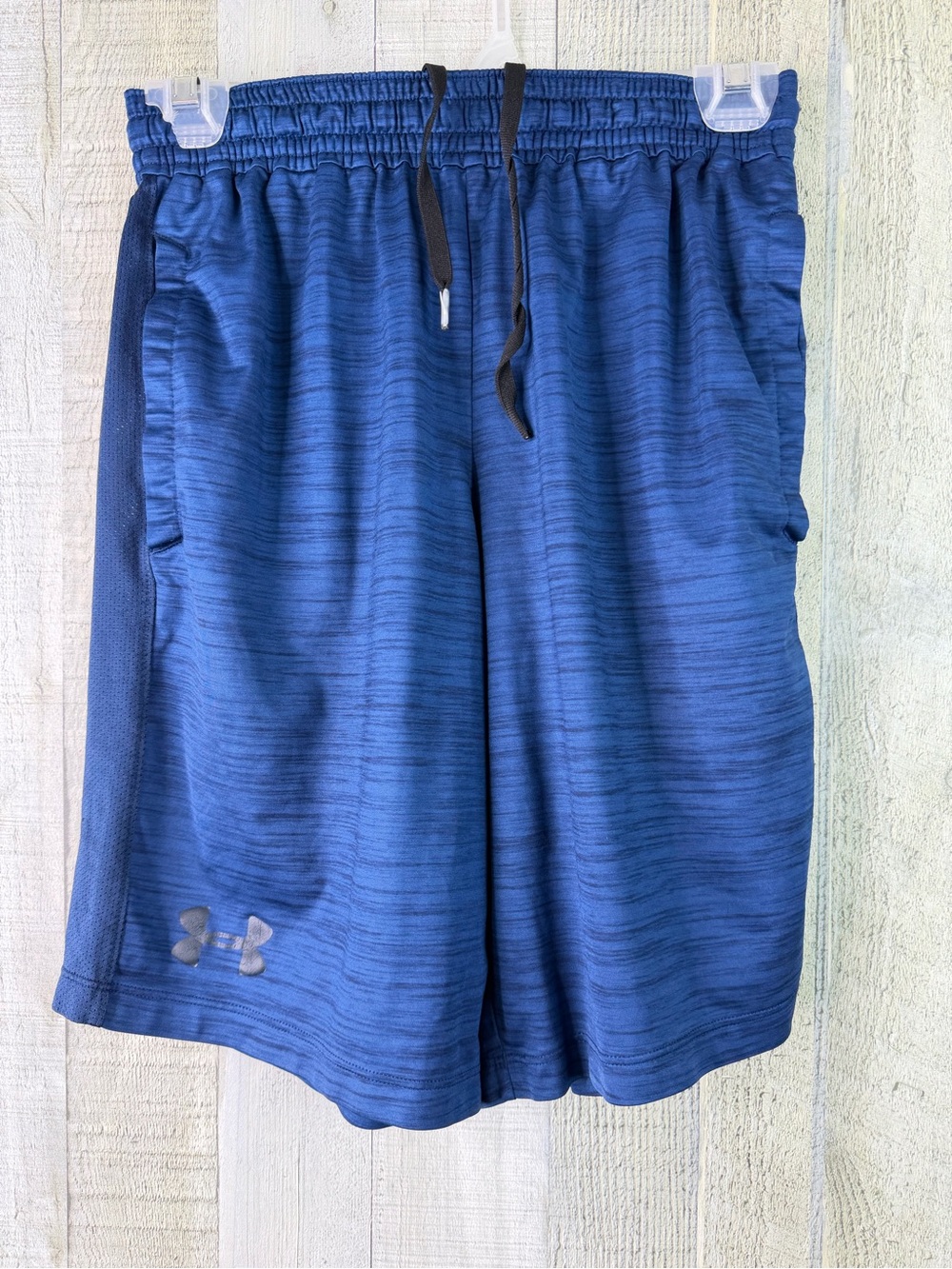 Under Armour Small Blue Athletic Shorts With Stretch Drawstring Waistband